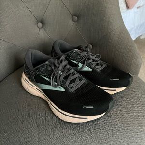 Brooks Ghost 14